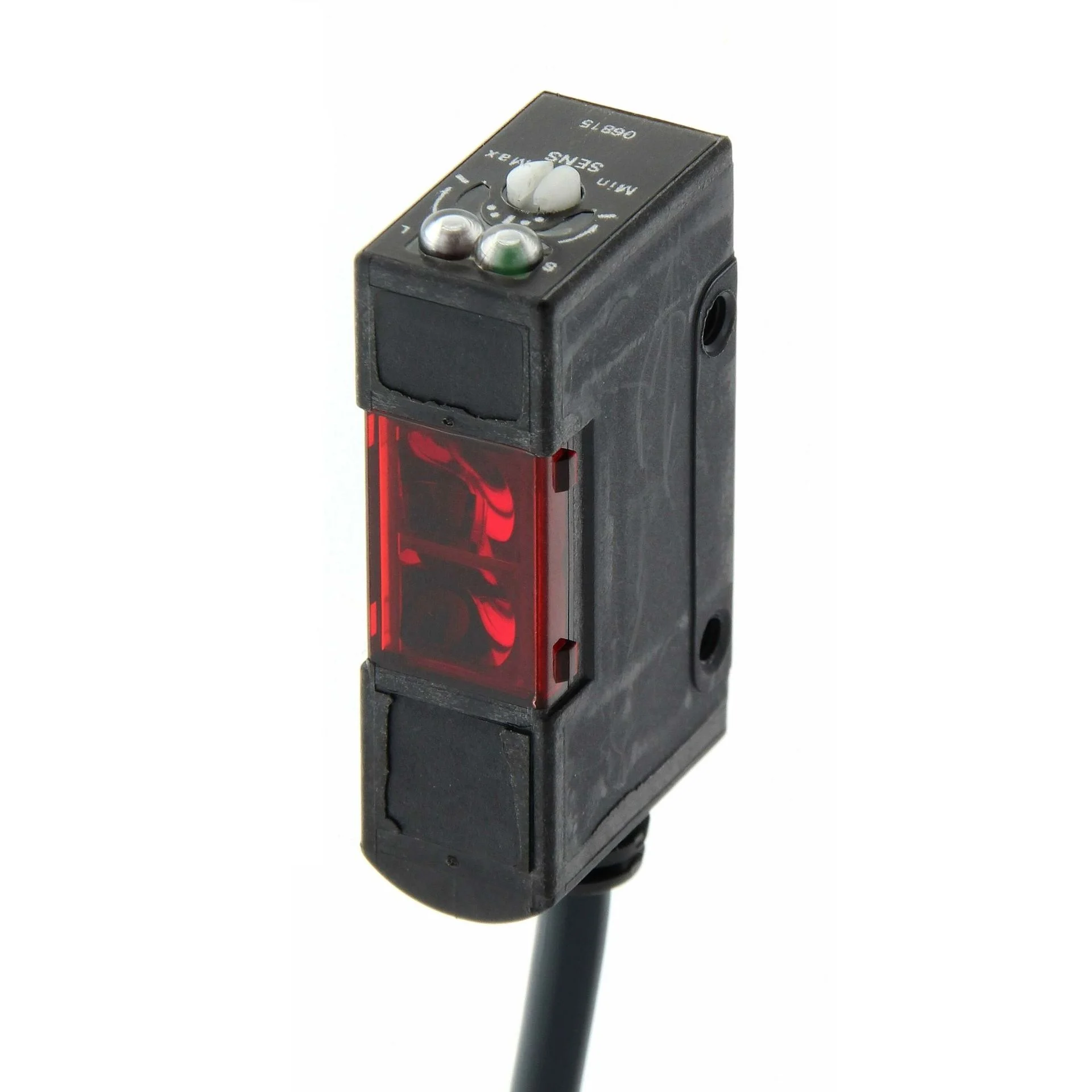 Omron – E3S-AD81 Fotoelektrik Sensör, Cisimden, 200mm, DC, 3 Telli